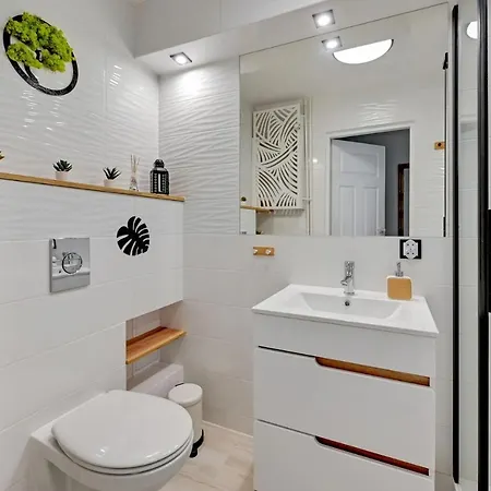 Apartament Grand - Solaris - 200 M From Monte Cassino